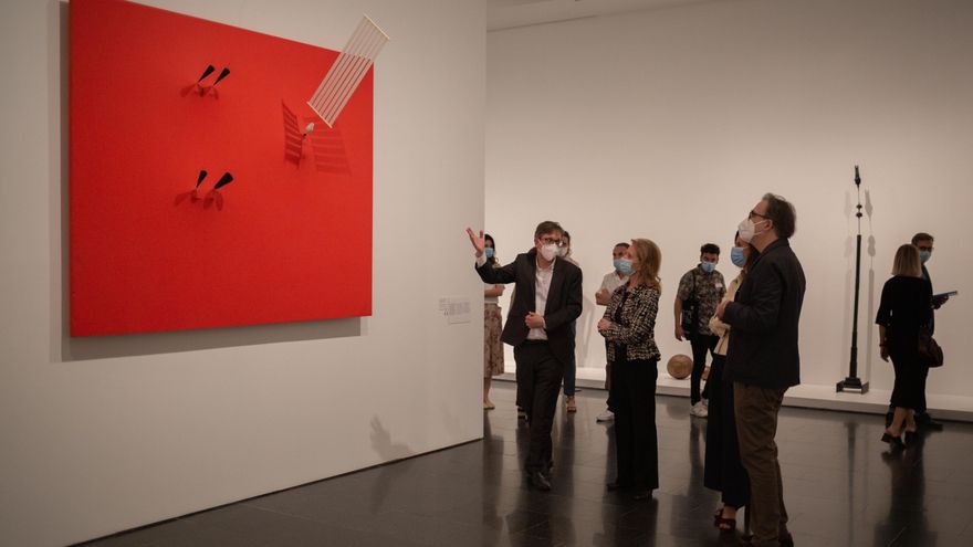 El hasta ahora director del MACBA, Ferran Barenblit; la exconsellera de Cultura de la Generalitat, Mariàngela Vilallonga; la presidenta de la Fundació Macba, Ainhoa Grandes; y el exteniente de alcalde de Cultura, Joan Subirats