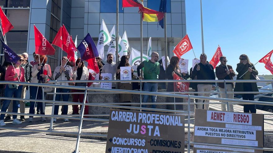 Trabajadores de AEMET en Cantabria anuncian una huelga en Semana Santa que afectará al tráfico aéreo