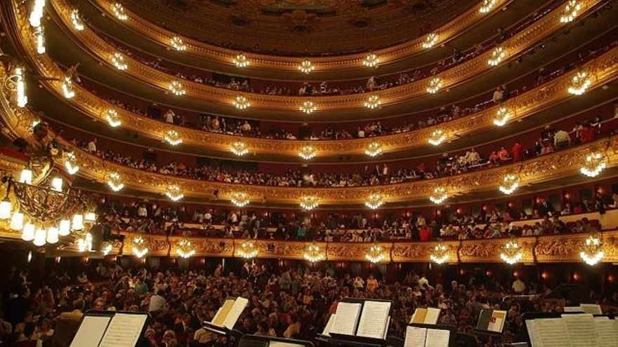 Una orquesta de bandas sonoras desconcierta al Liceu y recibe cancelaciones: "Es como pagar por los Rolling y tener a la banda de tu primo"
