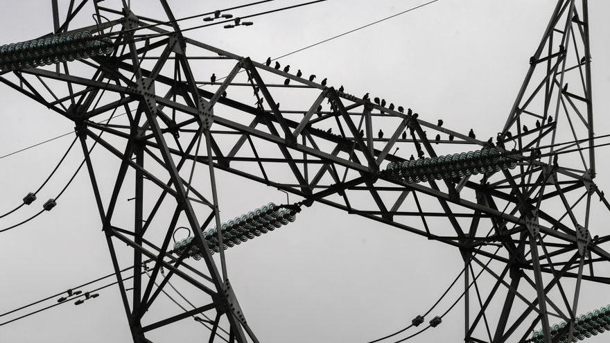 Balance de tres meses del tope al gas: electricidad un 36% más barata que en Francia y 2.300 millones de ahorro