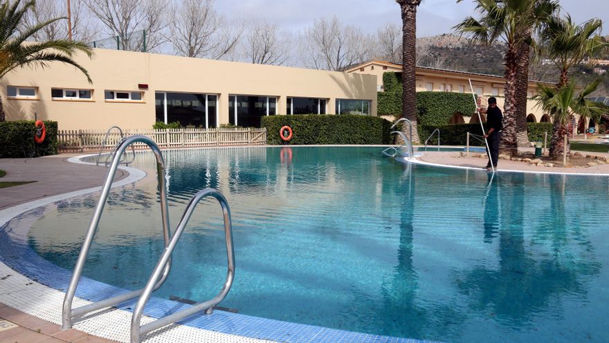 Catalunya permitirá llenar piscinas públicas y privadas si se abren a la ciudadanía