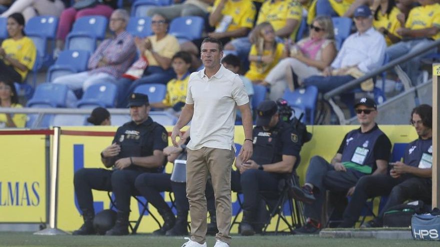 Luis Carrión reconoce que es un "día difícil"