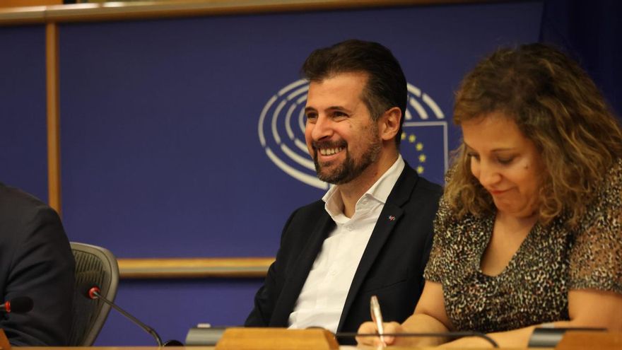 Tudanca alerta del "riesgo" de que Vox represente a Castilla y León en el Comité de Regiones