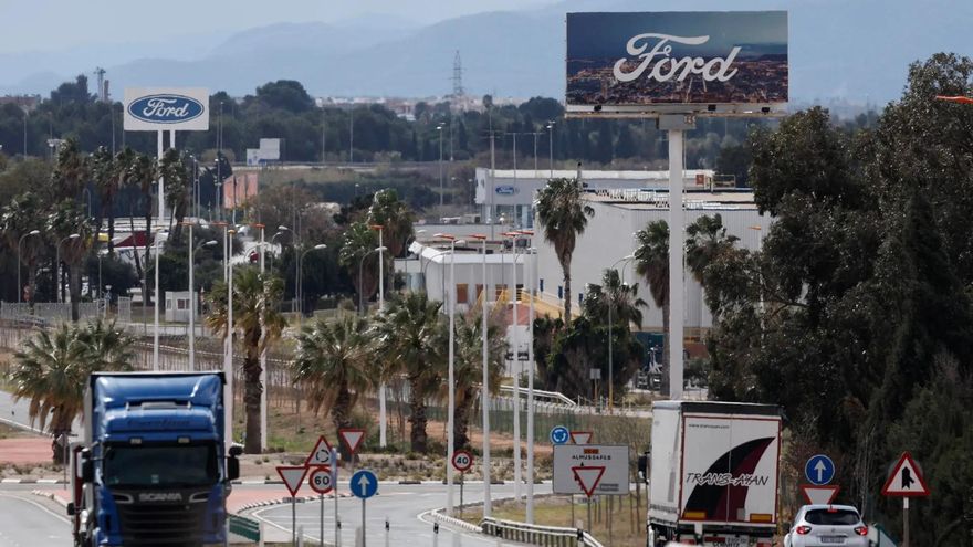 Ford anuncia para 2027 la fabricación de su nuevo híbrido en Almussafes, lo que augura tres años de ajustes laborales
