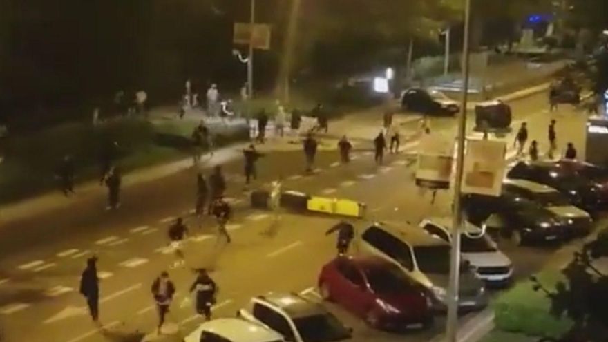 Macrobotellones cada fin semana en Madrid pese al despliegue policial