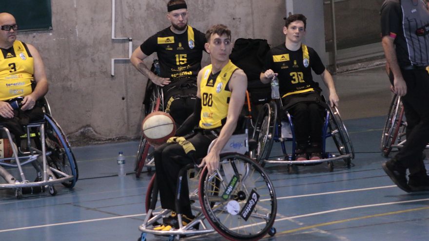 Alejandro Mendoza: “Mi ilusión es jugar con Tino en División de Honor”