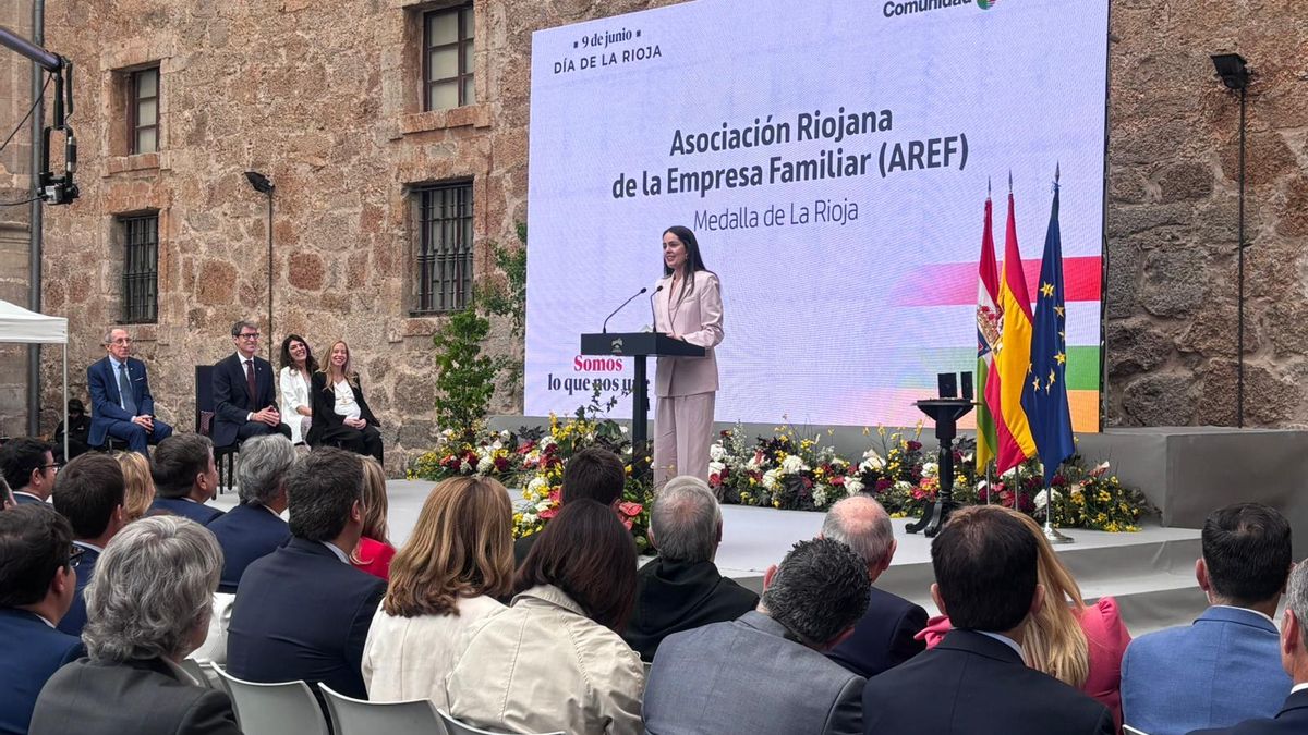 Presidenta de AREF en San Millán