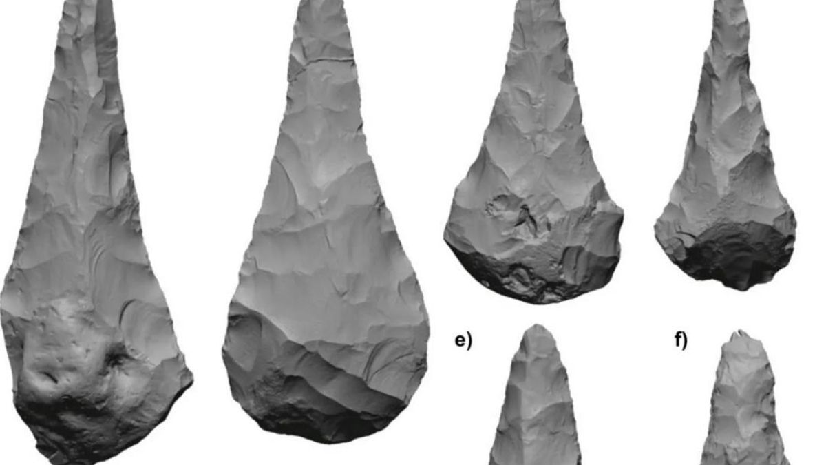 Las 614 hachas prehistóricas apuntan a que los primeros humanos cuidaban el diseño por prestigio