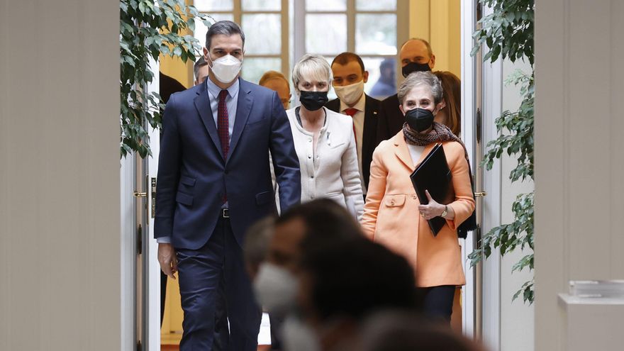 El espionaje a Sánchez apunta a Marruecos y pone en duda la continuidad de la directora del CNI