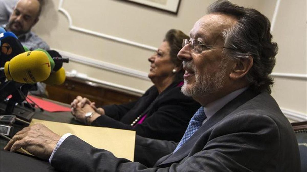 L'exvicealcalde de València Alfonso Grau junt a Rita Barberá, en una imatge d'arxiu.