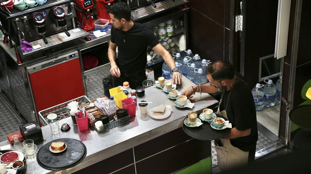 Canarias destruye 25.100 empleos en el segundo trimestre,  el peor dato de España, y el paro vuelve a subir