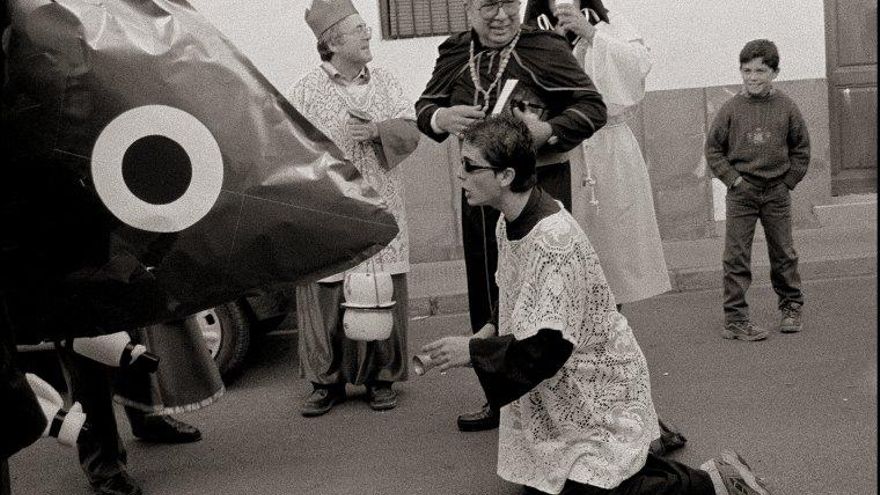 Entierro de la sardina en el carnaval de Miguelturra (Ciudad Real). Decada de los 90. Fondo Los Legados de la Tierra. Archivo de la Imagen de Castilla-La Mancha.