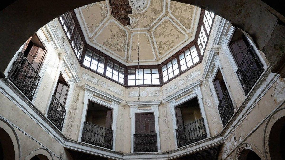 Edificio de la Real Academia de Córdoba, durante una visita a las obras.
