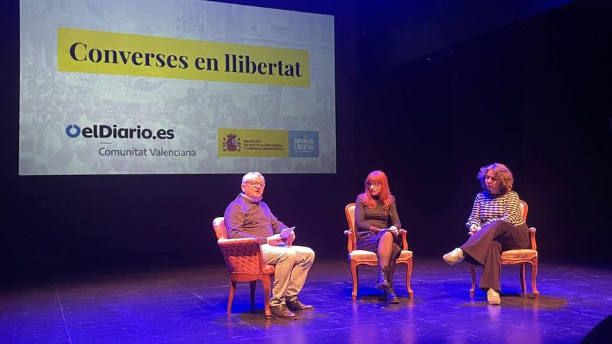 Magda Simó, en el ciclo 'Converses en llibertat': "Estos 50 años han sido claves para nuestra lengua"