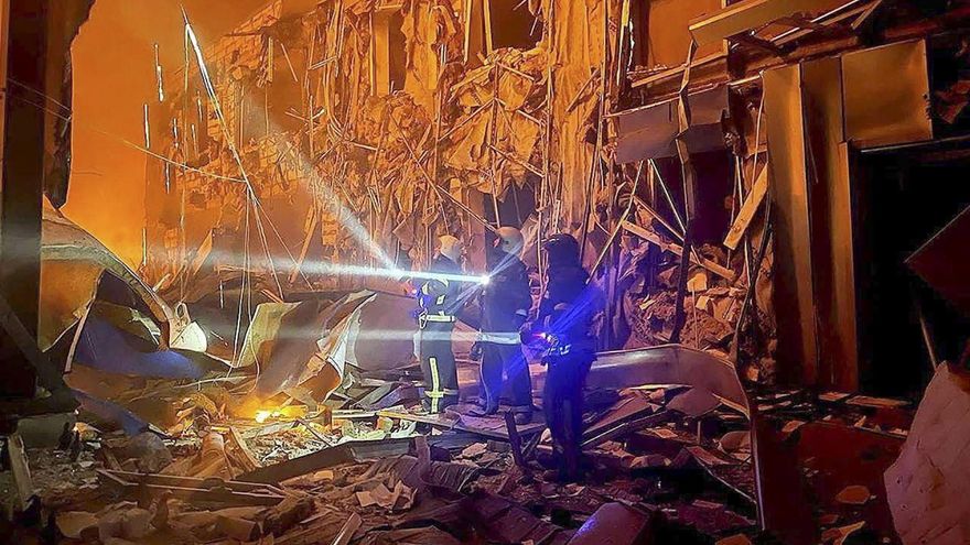 Imagen de archivo del estado de un edificio de viviendas de Odesa, tras un ataque ruso. EFE/EPA/STEPAN FRANKO