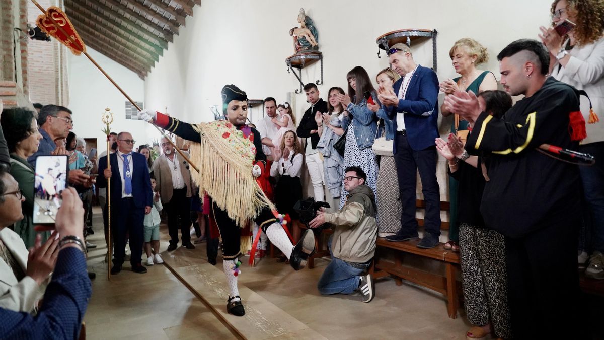 Procesión del Corpus Christi de la localidad leonesa de Laguna de Negrillos.
