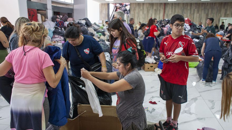 Clubes de fútbol y organizaciones religiosas, sociales y sindicales se unen para ayudar a Bahía Blanca: dónde enviar donaciones