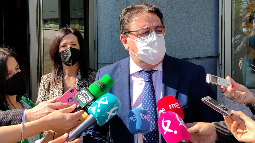 El consejero de Sanidad de Extremadura, José María Vergeles.