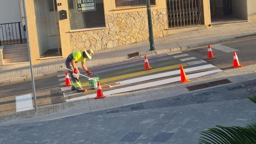 PP y Vox retiran los colores de la bandera LGTBI de un paso de peatones de Calvià