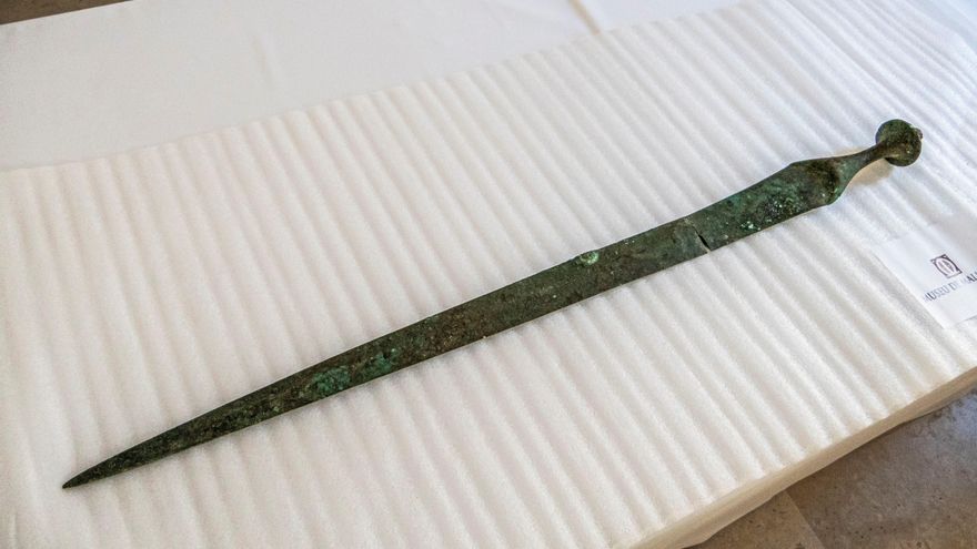 Descubren que una espada prehistórica hallada en Mallorca no se usó como arma