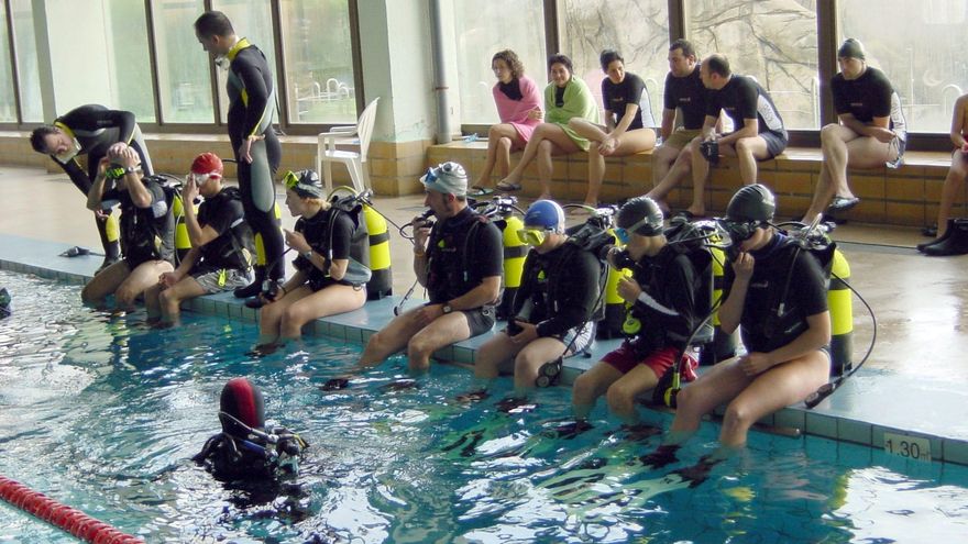 Tarazona eludió de forma sistemática controlar la legionela, las pseudomonas o el cloro en la piscina cubierta municipal
