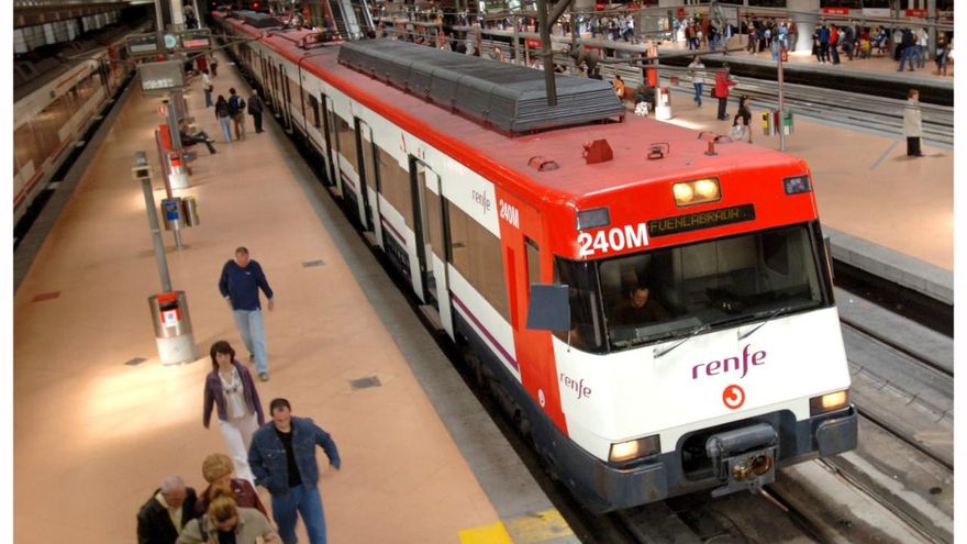 Otro descarrilamiento en Atocha corta cinco líneas de Cercanías y afecta a trenes de Larga Distancia en plena Operación Salida