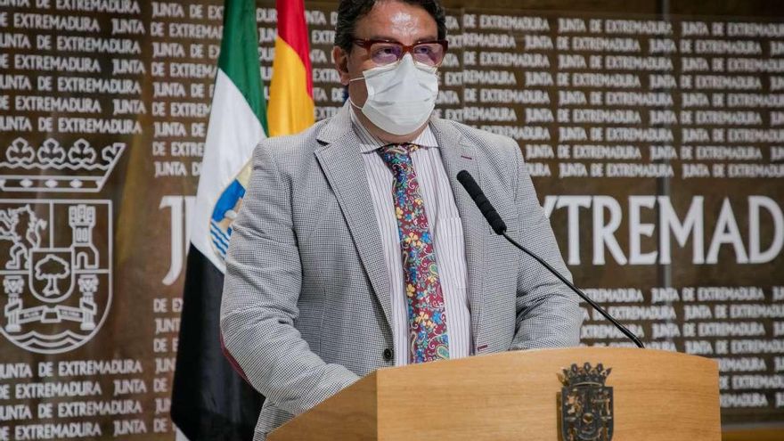 Extremadura está en el momento más delicado de la quinta ola, admite Vergeles