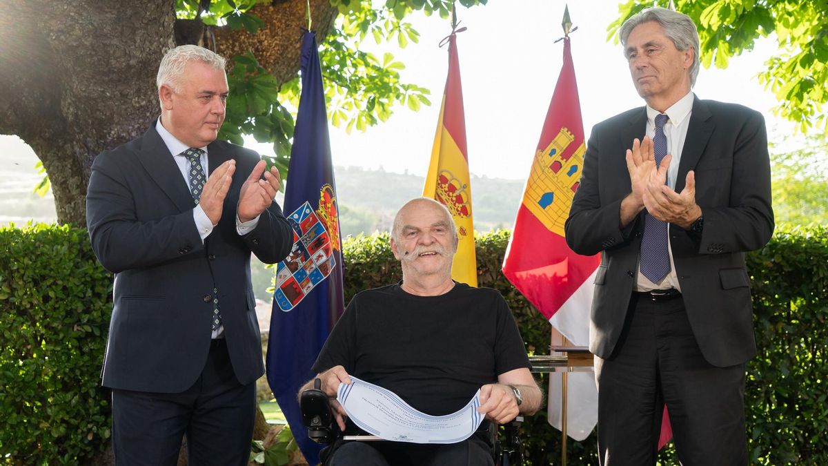 Martín Caparrós premiado por “su extraordinaria contribución al renacimiento de la crónica periodística"