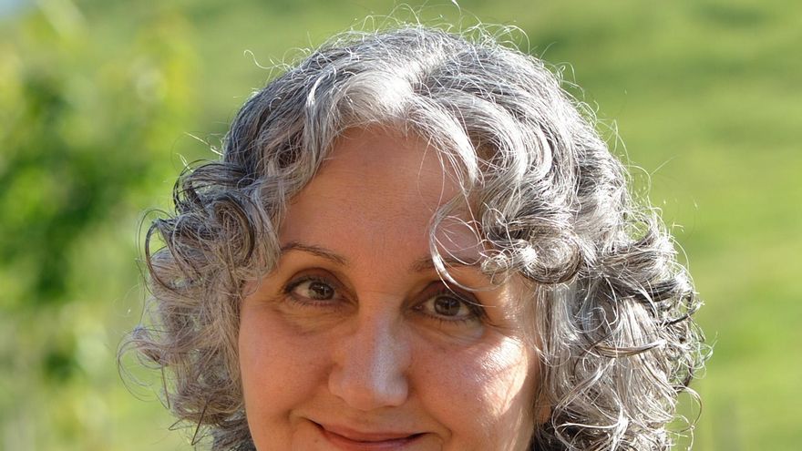 Ana Miralles: "Las mujeres vamos ganando el espacio que nos corresponde en la cultura, es lo natural"