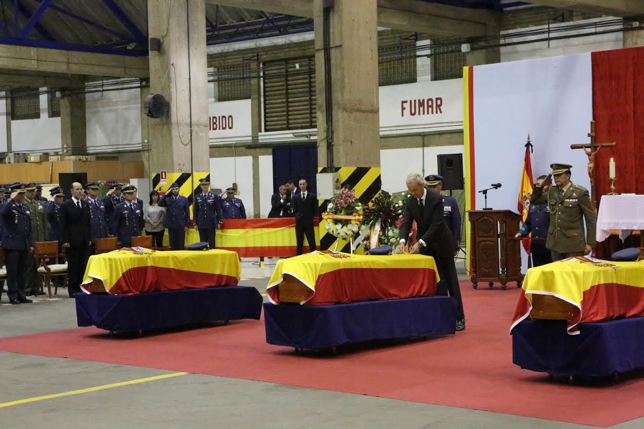 Funeral por los militares del SAR fallecidos en accidente de helicóptero.  (ALEJANDRO RAMOS)