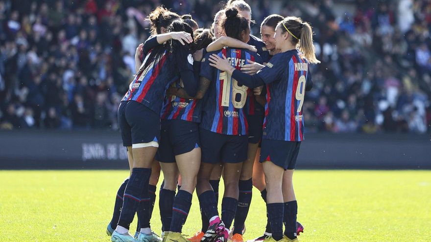 Obligadas a colgarse sus propias medallas: la discriminación de las campeonas de la Supercopa femenina de fútbol