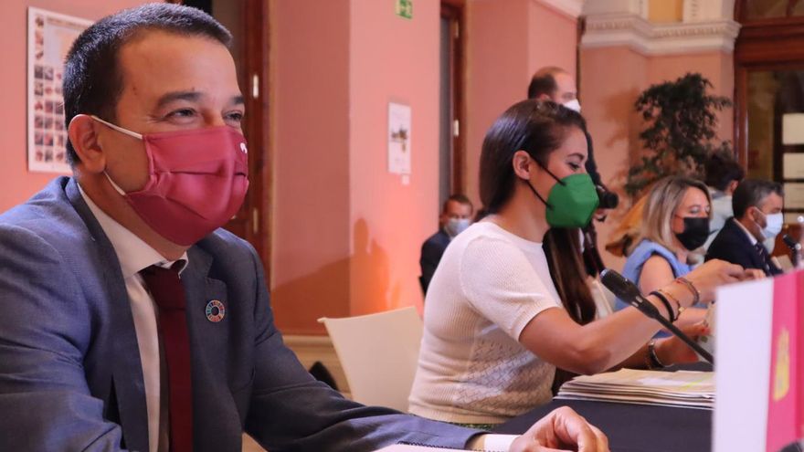 Martínez Arroyo durante la reunión