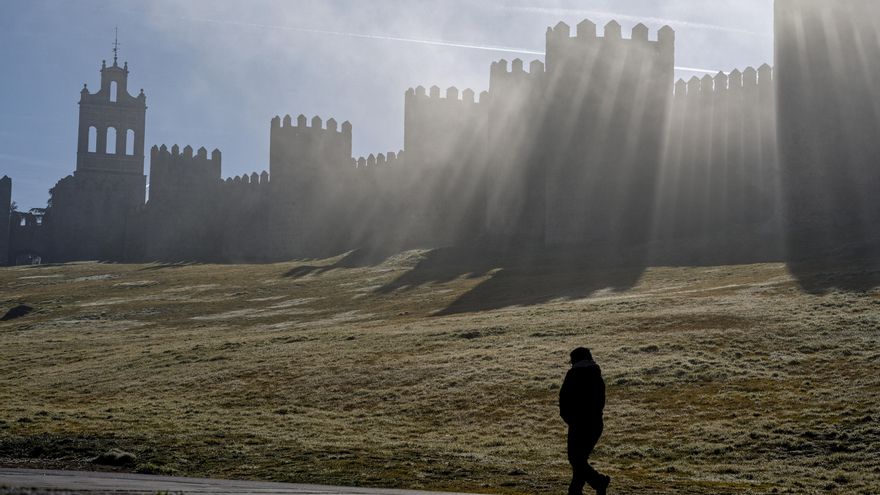 El origen del nombre de 'España' no viene de Hispania ni de Al-Ándalus, según un historiador