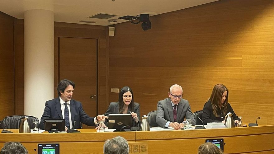 Constituida la comisión de investigación de la DANA en las Corts con la presidencia de Vox apoyada por el PP