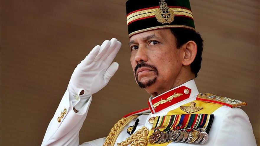 Brunéi, otro país que se decanta por la sharia y penas como la lapidación