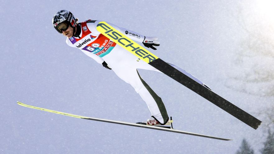 El saltador de esquí que conquistó un oro olímpico y que ahora se retira tras un escándalo por manipulación de trajes