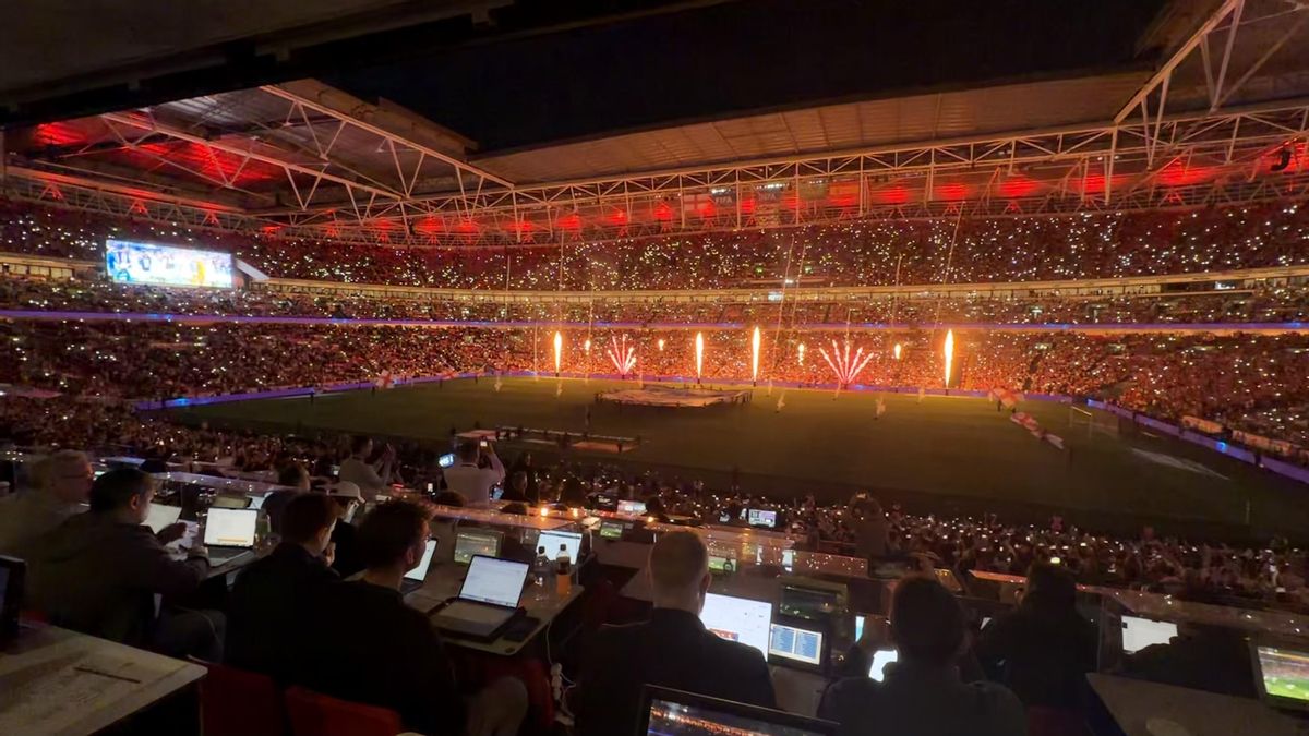 Wonderwall, de la banda Oasis, retumba en Wembley