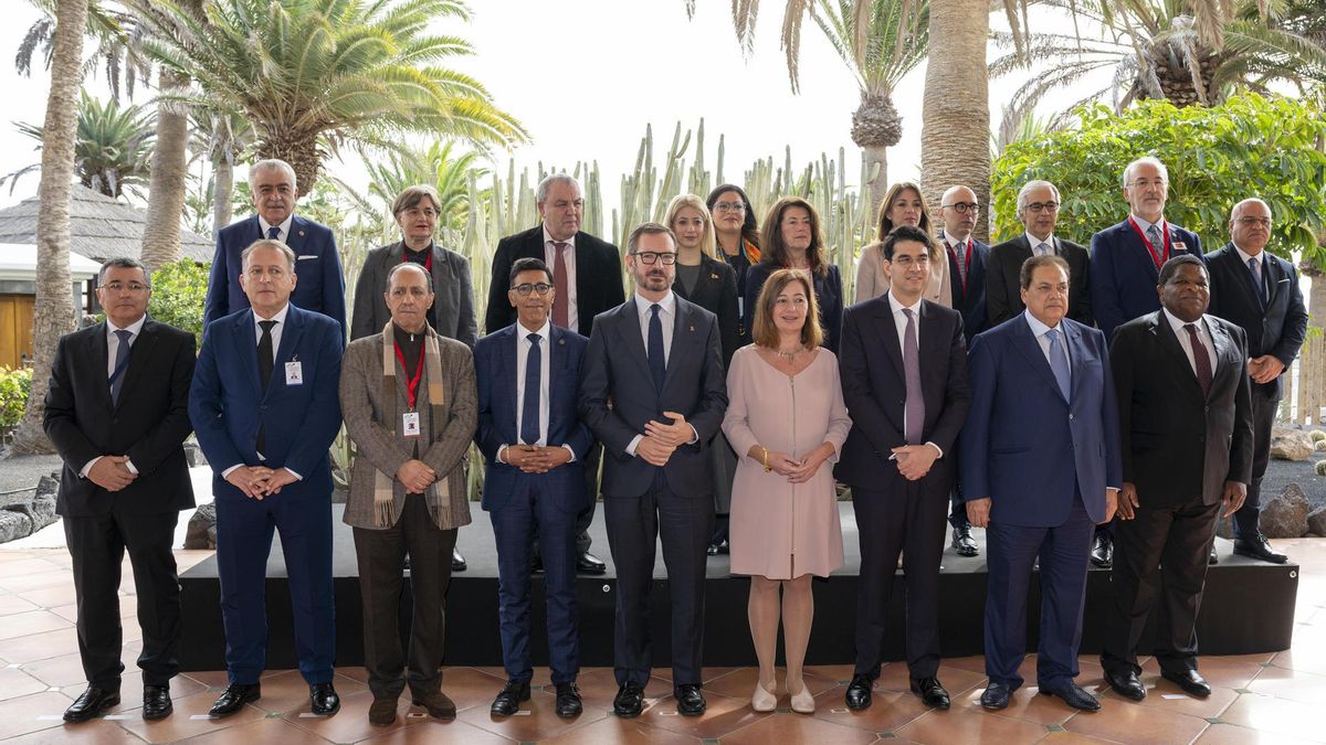 Reunión de Presidentes, vicepresidentes y representantes de parlamentos del sur de la Unión Europea y del norte de Africa para analizar los retos de la inmigración.