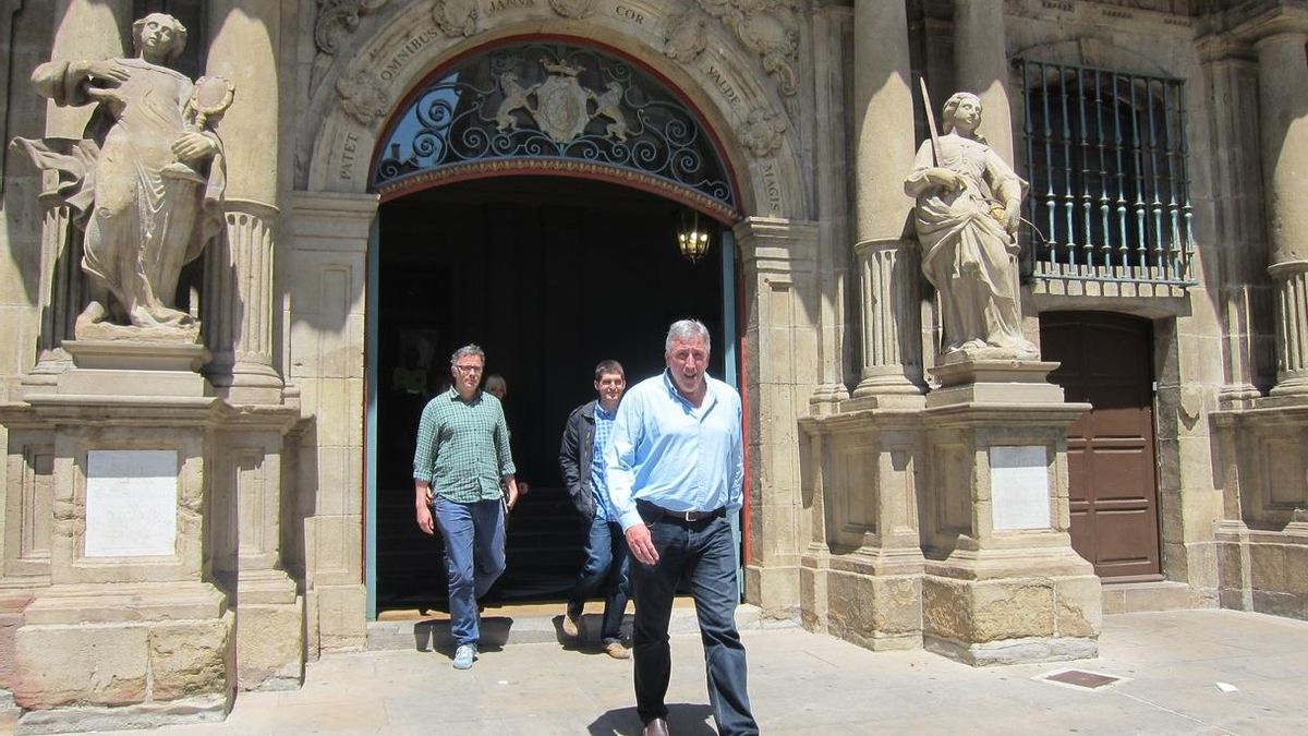 Asiron iniciará esta semana nuevas reuniones para "diseñar" el gobierno de Pamplona, que espera que sea de coalición