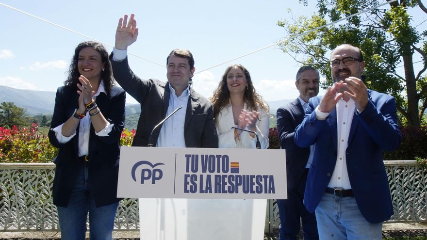 Mañueco abre en Ponferrada la campaña 'popular' a las europeas atacando a Pedro Sánchez