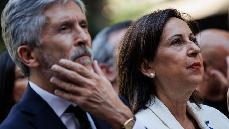 El ministro de Interior, Fernando Grande-Marlaska, y la ministra de Defensa, Margarita Robles.