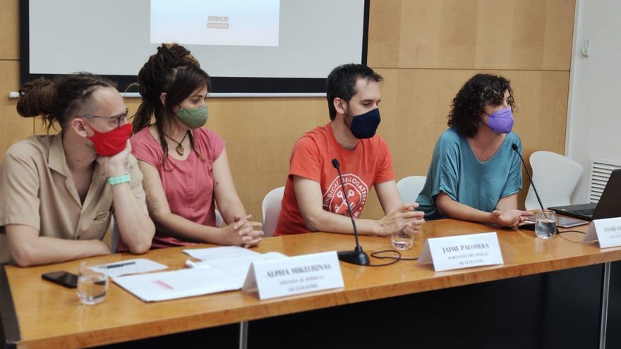 La Fiscalía vuelve a acusar a inquilinos por protestar contra su desahucio y les pide tres años de cárcel