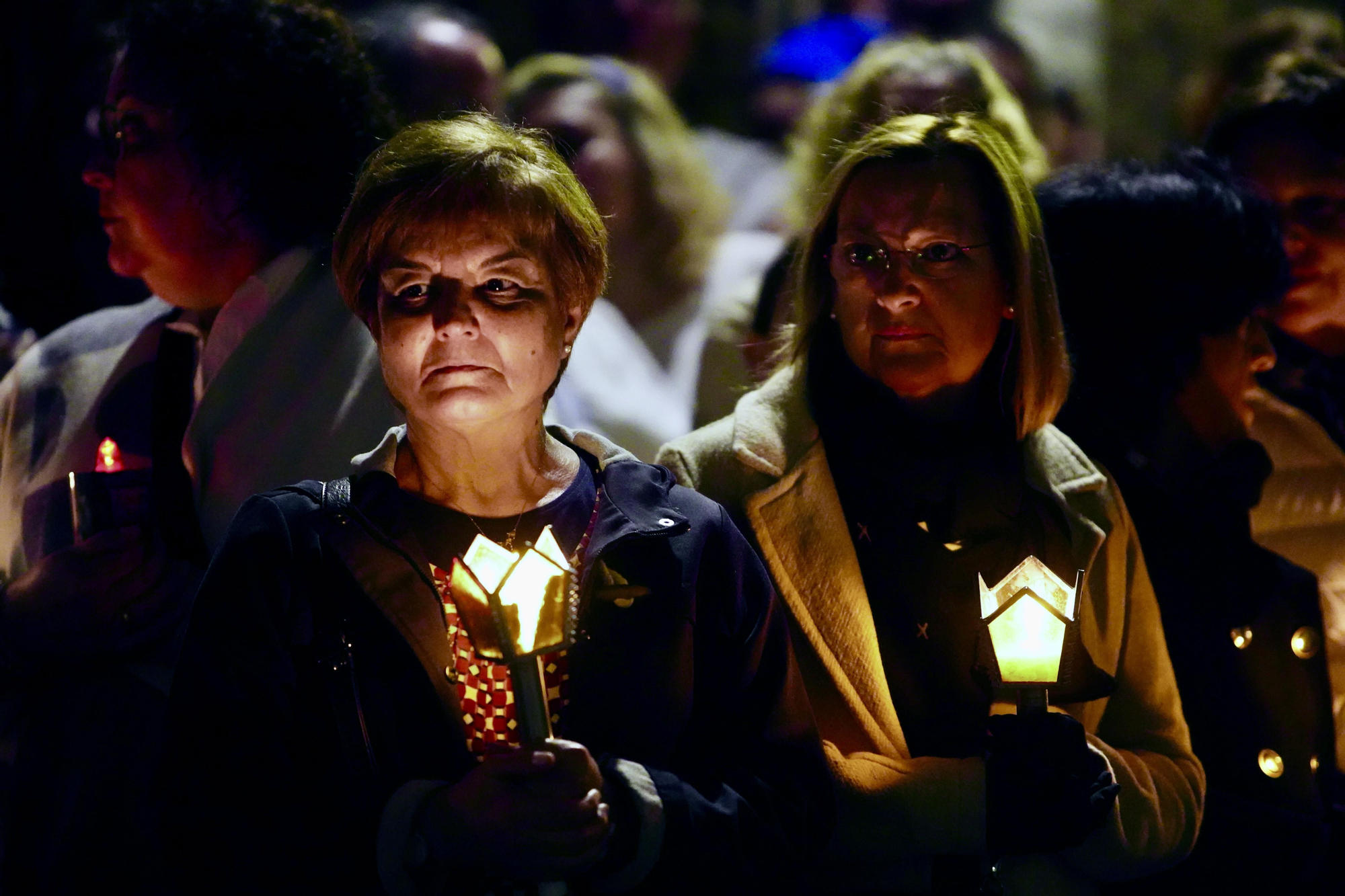 El paso de La Dolorora marca el inicio de la Semana Santa de León