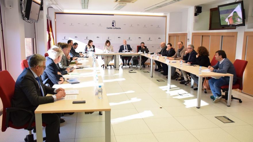 Castilla-La Mancha ultima una nueva línea de 1,2 millones de euros para impulsar ecosistemas industriales