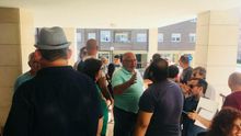 Paralizada una orden de desahucio a una familia en una vivienda de Muriedas propiedad del SAREB