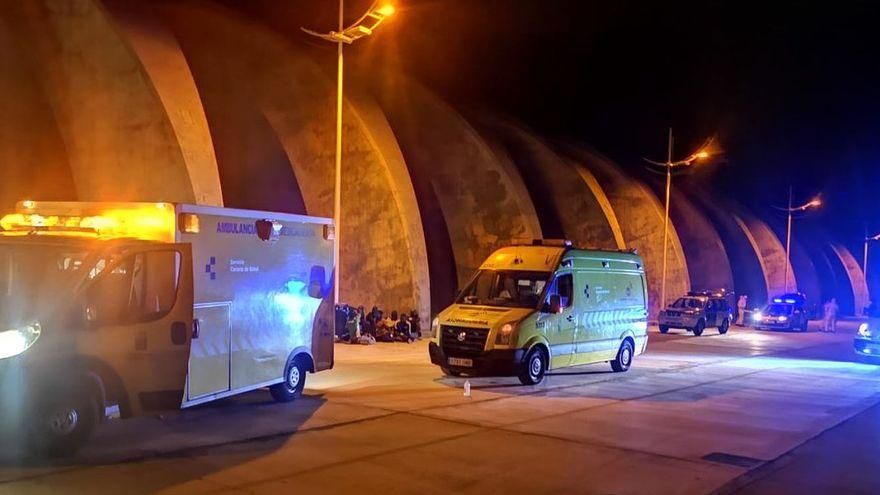 Los 24 inmigrantes que llegaron a Tazacorte dan negativo en las pruebas de PCR