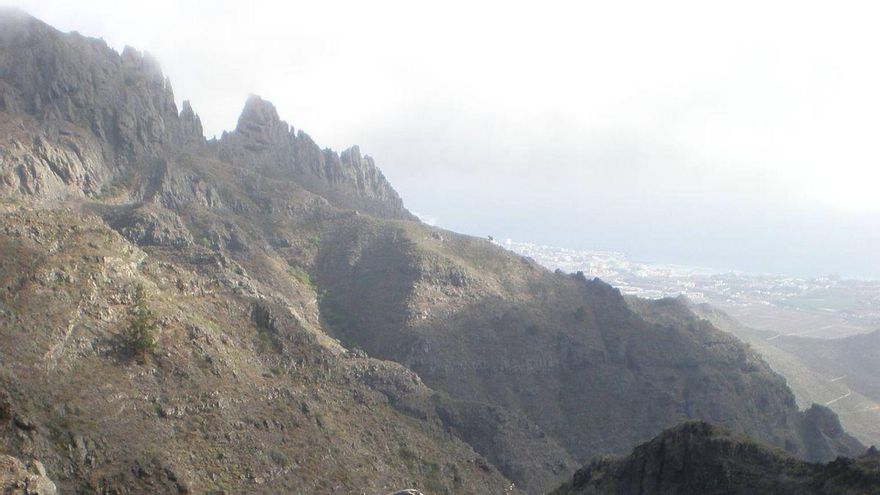 Fallece un senderista al sufrir una caída en el sur de Tenerife