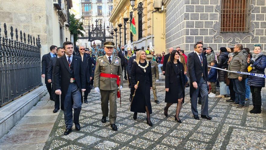 Los grupos de izquierda se ausentan del día de la Toma de Granada más tranquilo que se recuerda