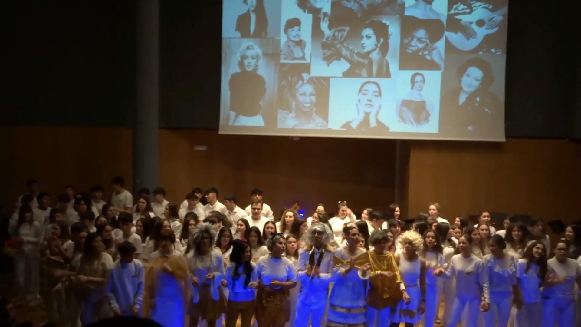 Representación de 'Divinas Mujeres'