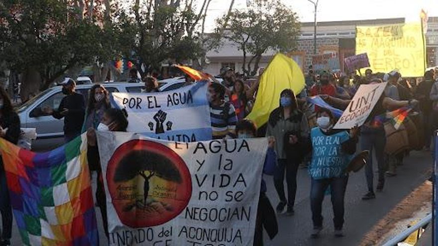 4b4a6c9a-82ed-4cd3-bd7c-ae10b91e77db_16-9-aspect-ratio_default_0